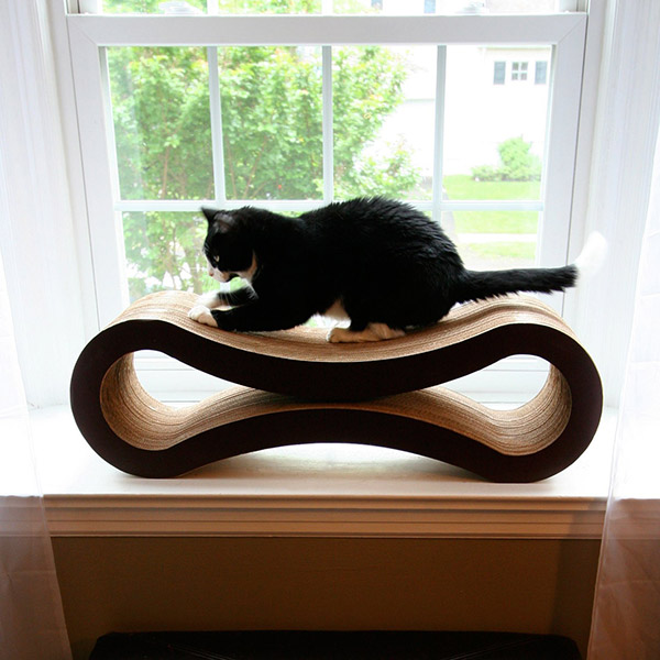 Get A Cat Scratcher To Pamper Your Little Furry Friend